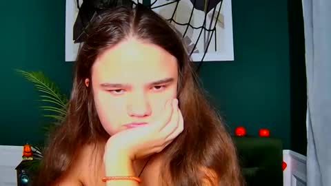 adelecruzz online show from October 2025 08:26:01 AM