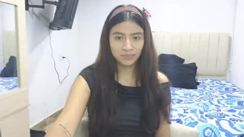adellein foxx online show from July 2026 01:55:02 AM