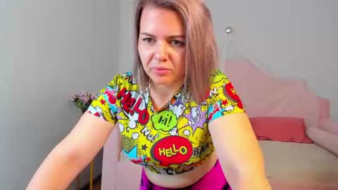 AdeleRavelle online show from August 2026 05:31:02 AM