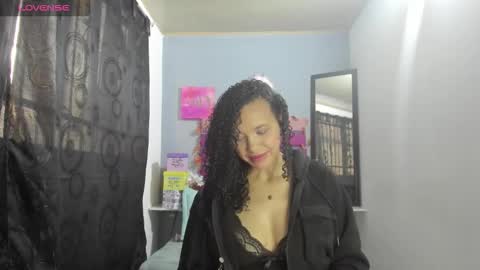 Snapshot of adeleth_blue chatting on November 2025 12:51:02 PM Adeleth online show from November 2025 12:51:02 PM