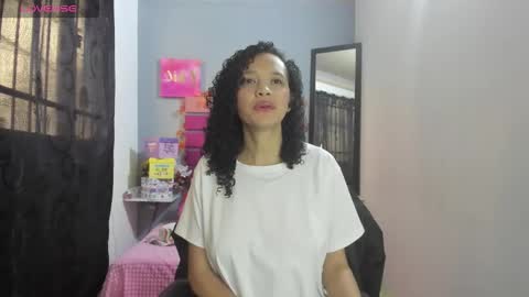 Snapshot of adeleth_blue chatting on November 2025 01:15:01 PM Adeleth online show from November 2025 01:15:01 PM