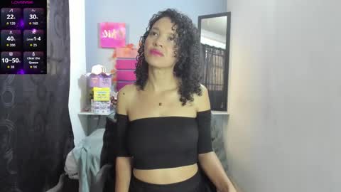 Snapshot of adeleth_blue chatting on December 2025 01:31:02 PM Adeleth online show from December 2025 01:31:02 PM