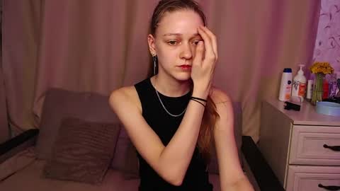 Lina online show from May 2026 03:29:01 PM