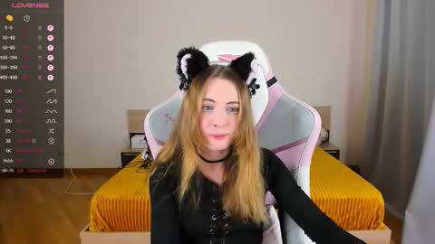 Adelina online show from November 2025 09:32:01 AM