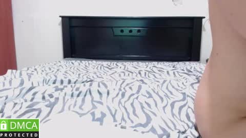 Snapshot of adeline_samy chatting on December 2024 04:45:02 AM online show from December 2024 04:45:02 AM