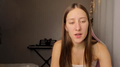 Adell online show from December 2024 10:39:02 PM