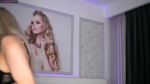 Adelyn online show from December 2024 07:10:01 AM