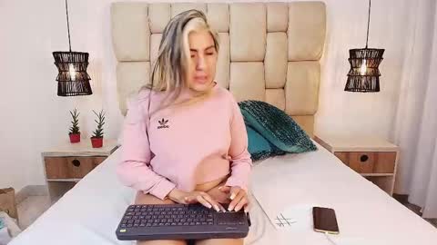 AdharaSmithh online show from February 2025 08:21:01 PM