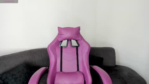 Snapshot of adhhaaraaa_ chatting on June 2026 08:47:01 PM Adhara guys here I am online days ending in even numberl I wait for you. online show from June 2026 08:47:01 PM