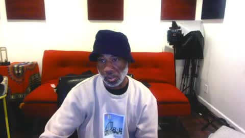 adick_ting online show from April 2026 09:09:01 PM