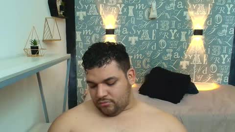 ADONIS online show from November 2025 09:48:02 PM