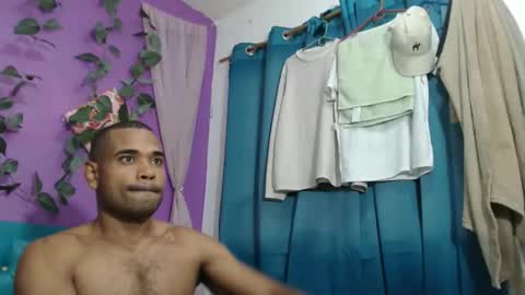 adonis_kodjoe online show from May 2026 07:25:02 AM