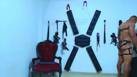 Snapshot of adonisdios chatting on November 2025 11:48:01 PM adonisdios online show from November 2025 11:48:01 PM