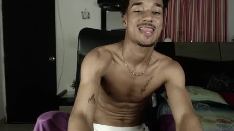 Snapshot of adonistwink chatting on December 2024 06:18:02 PM Andonis online show from December 2024 06:18:02 PM