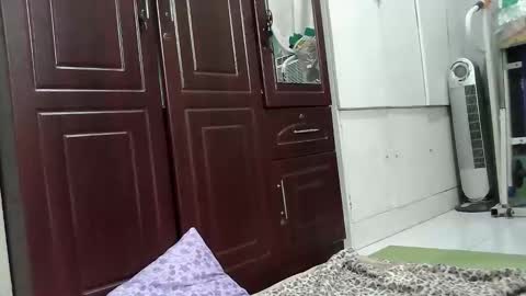 annelovesu online show from November 2025 04:30:01 PM