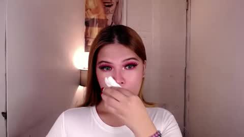 Snapshot of adorabletsforyouxx chatting on November 2025 04:28:02 PM adorabletsforyouxx online show from November 2025 04:28:02 PM