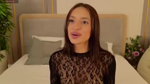 adoracortes online show from March 2026 05:11:01 AM