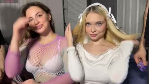 Snapshot of adrenaline_lush chatting on February 2026 11:23:01 PM Dorothy Mayfield online show from February 2026 11:23:01 PM