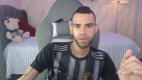 Snapshot of adri_sexboy chatting on December 2024 06:10:02 PM adri_sexboy online show from December 2024 06:10:02 PM