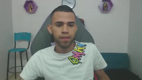 Snapshot of adri_sexboy chatting on January 2025 06:03:01 PM adri_sexboy online show from January 2025 06:03:01 PM