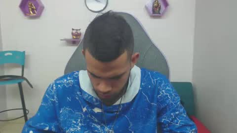 Snapshot of adri_sexboy chatting on January 2025 04:20:01 AM adri_sexboy online show from January 2025 04:20:01 AM