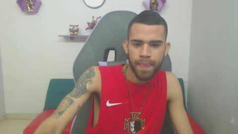 Snapshot of adri_sexboy chatting on January 2025 02:39:01 PM adri_sexboy online show from January 2025 02:39:01 PM