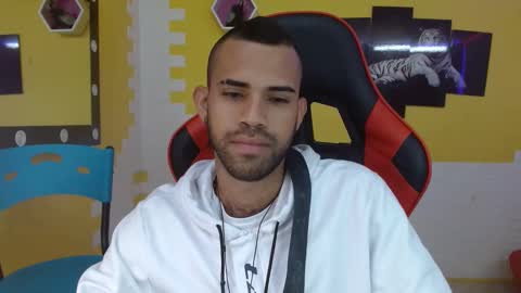 Snapshot of adri_sexboy chatting on March 2025 03:40:01 PM adri_sexboy online show from March 2025 03:40:01 PM