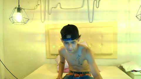 adrian_aa_21 online show from March 2026 05:30:02 AM