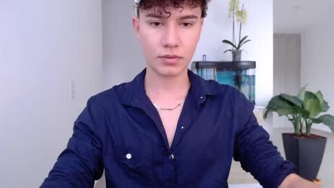 adrian morelli online show from December 2024 06:41:01 PM