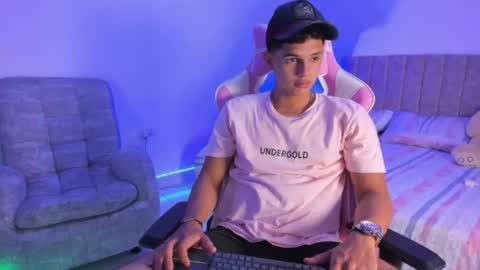 ADRIAN online show from April 2026 06:59:02 PM