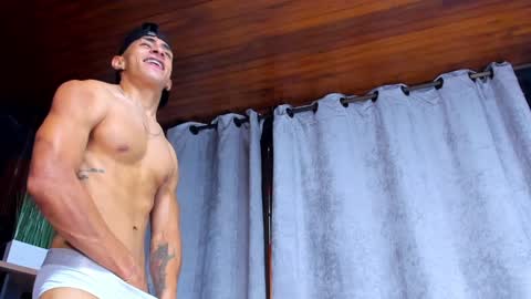 Snapshot of adrian_rae chatting on January 2025 02:46:01 PM   online show from January 2025 02:46:01 PM