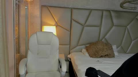 Snapshot of adrian_rae chatting on October 2025 11:52:02 AM   online show from October 2025 11:52:02 AM