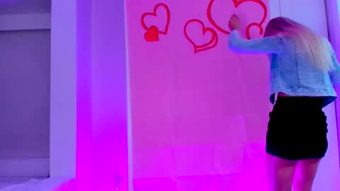 Adriana online show from February 2025 06:05:01 PM