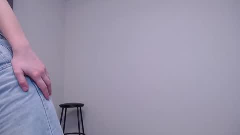 Snapshot of adriana_meow246 chatting on November 2025 06:02:01 PM Adriana online show from November 2025 06:02:01 PM