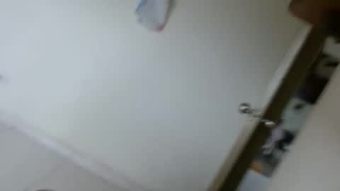 Adriana Tellez online show from November 2025 02:29:01 PM