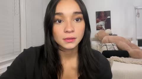 Snapshot of adriannarodriguez chatting on February 2025 03:01:01 AM Adrianna  online show from February 2025 03:01:01 AM