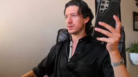 Adrian Williams online show from April 2026 07:52:01 PM