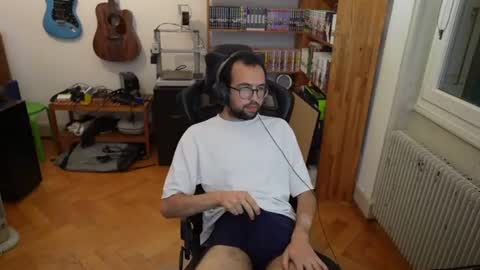Snapshot of adrien_b chatting on July 2026 03:16:01 PM adrien_b online show from July 2026 03:16:01 PM