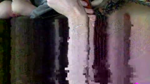 Snapshot of adultsw1m chatting on December 2025 05:31:02 PM AdultSw1m online show from December 2025 05:31:02 PM