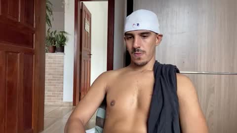 Luci online show from February 2026 07:12:01 PM