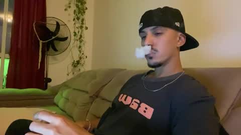 Luci online show from April 2026 03:23:01 AM