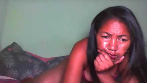 aelyaa online show from April 2026 05:18:02 AM