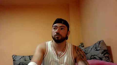 Snapshot of aerthurethan chatting on November 2025 02:44:01 AM aerthurethan online show from November 2025 02:44:01 AM