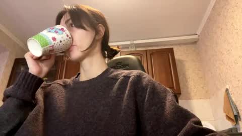 Snapshot of aevra chatting on December 2024 03:13:02 PM vegans taste better online show from December 2024 03:13:02 PM