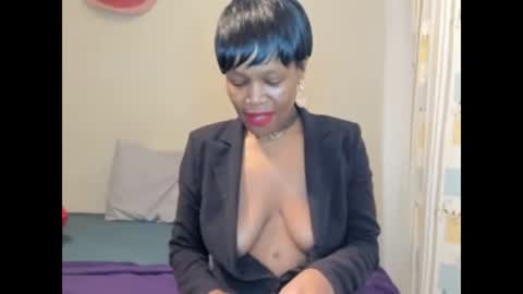 AfricanSquirtQueen online show from February 2026 05:30:01 AM