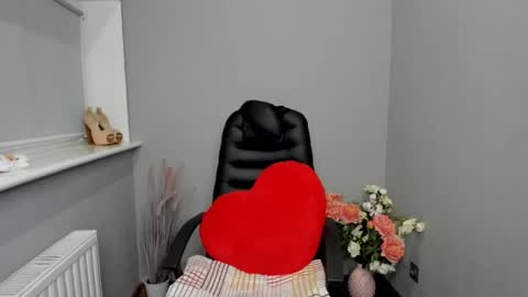 Afina online show from January 2025 02:28:01 PM