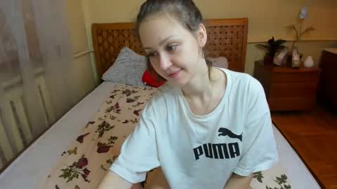 Afina online show from December 2025 01:49:01 PM