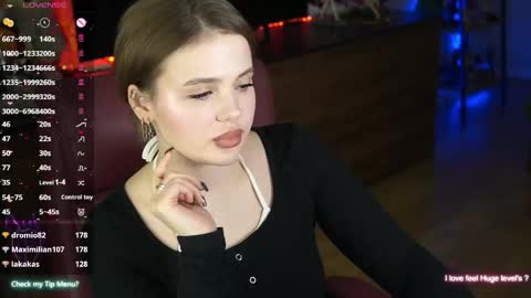 Afina online show from April 2026 09:39:33 PM