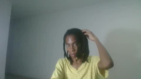 Snapshot of africadeluxe chatting on April 2026 11:04:01 AM Africa online show from April 2026 11:04:01 AM