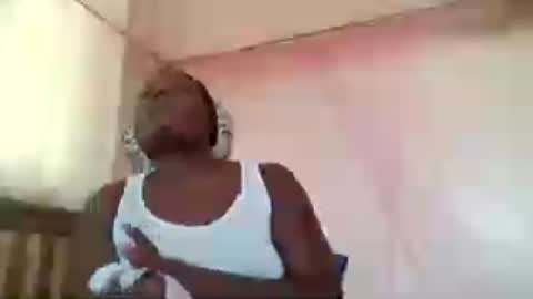 Snapshot of african_princess27 chatting on August 2026 09:11:01 AM i wish to be someones real princess online show from August 2026 09:11:01 AM